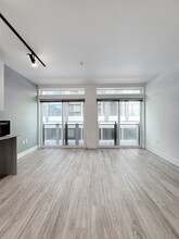 The Local 422 Apartments in Seattle, WA - Building Photo - Interior Photo