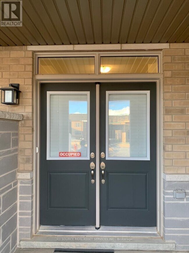 60 Donald Ficht Cres in Brampton, ON - Building Photo - Building Photo