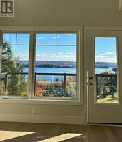 11 Tree Tops Ln in Huntsville, ON - Building Photo