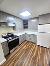 127 S Macleod Ave in Arlington, WA - Building Photo - Building Photo