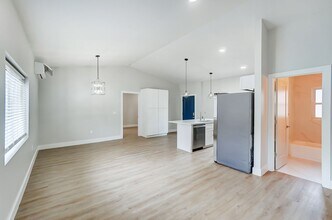 3719 Kirkup Ave, Unit 3721 in Cincinnati, OH - Building Photo - Building Photo