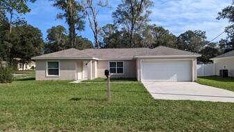 14857 SE 32nd Terrace in Summerfield, FL - Building Photo