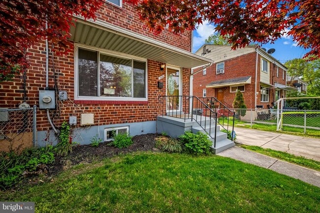 property at 7409 25th Ave