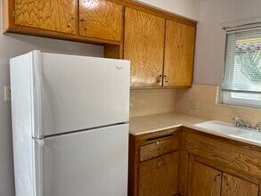 2328 N Beachwood Dr, Unit Apt 5 in Los Angeles, CA - Building Photo - Building Photo