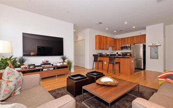 1100 Adams St in Hoboken, NJ - Building Photo - Building Photo