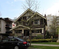 1356 W 13th Ave in Vancouver, BC - Building Photo