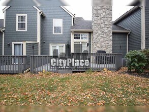 7497 Charrington Ct in Indianapolis, IN - Building Photo - Building Photo