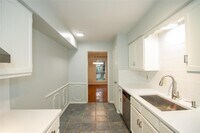 355 N Post Oak Ln photo'