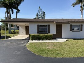 62 1st St in Ft. Myers, FL - Building Photo