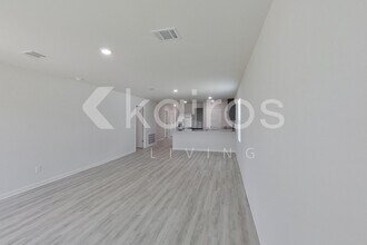 14262 Ruffian Ave in Denham Springs, LA - Building Photo - Building Photo