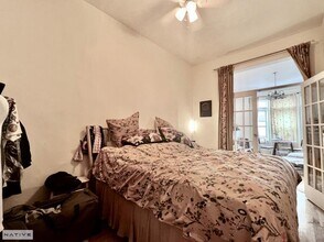 782 Manhattan Ave in Brooklyn, NY - Building Photo - Building Photo