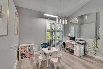16367 Ashington Park Dr in Tampa, FL - Building Photo - Building Photo