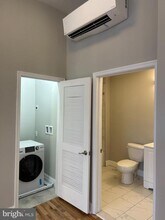 100 W Lexington St in Baltimore, MD - Building Photo - Building Photo