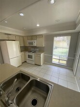 4908 Fiji Cir in Orlando, FL - Building Photo - Building Photo