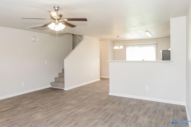 120 Wethersfield Dr in Harvest, AL - Building Photo - Building Photo