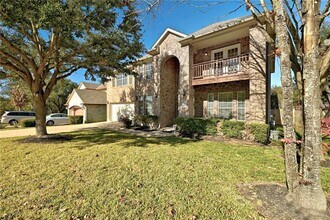 8408 Big Timber Dr in Austin, TX - Building Photo - Building Photo