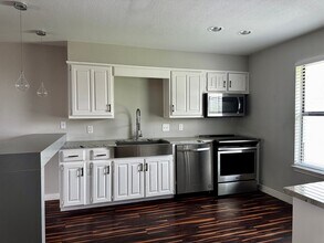 1340 S 12th St in Waco, TX - Building Photo - Building Photo