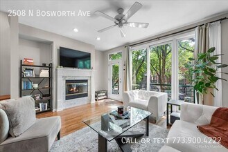 2508 N Bosworth Ave in Chicago, IL - Building Photo - Building Photo