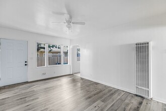 13410 S Vermont Ave, Unit 13410 in Gardena, CA - Building Photo - Building Photo