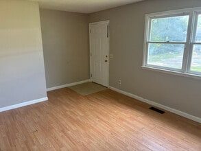 90 Bambi Ct in Corbin, KY - Building Photo - Building Photo