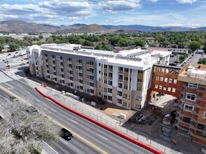 Pinyon Apartments in Reno, NV - Building Photo - Building Photo