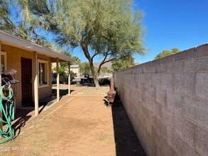 33 E Ruth Ave in Phoenix, AZ - Building Photo - Building Photo