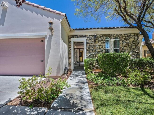 3255 Birchwood Park Cir in Las Vegas, NV - Building Photo - Building Photo