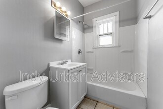 2527 Shelby St in Indianapolis, IN - Building Photo - Building Photo