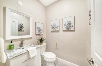 16 Shelburne St in Ladera Ranch, CA - Building Photo - Building Photo