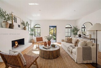 415 Aledo Ave in Coral Gables, FL - Building Photo - Building Photo