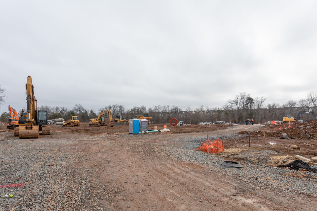 Stanley Martin McNair Farms in Herndon, VA - Building Photo