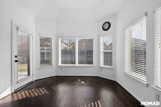 2010 Silver Moon Dr in Sienna, TX - Foto de edificio - Building Photo