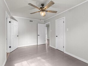 1330 Graham Dr in Tyler, TX - Building Photo - Building Photo