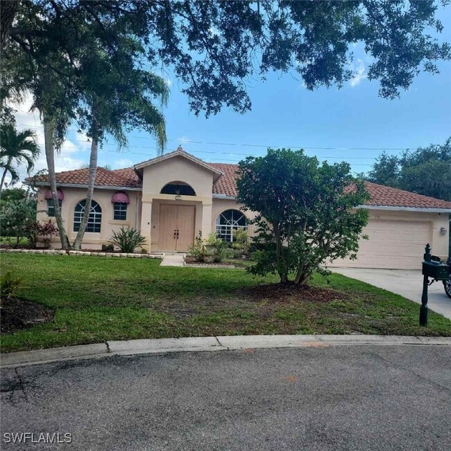 738 Indian Creek Ct in Naples, FL - Building Photo - Building Photo