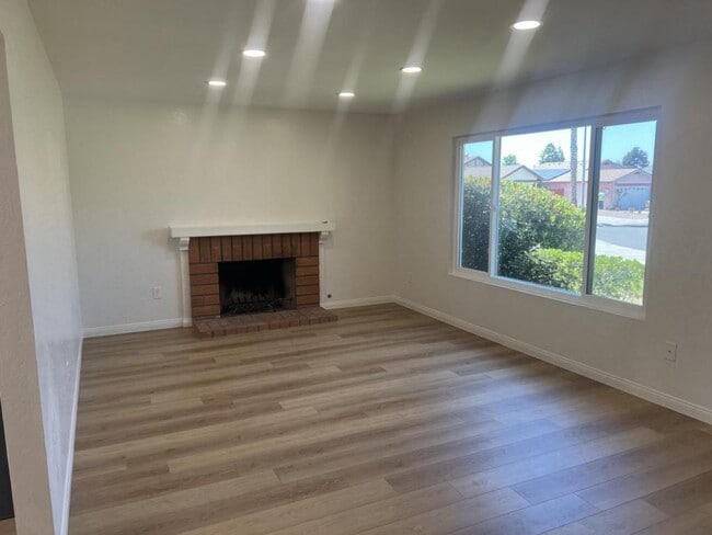 10850 Eberly Ct in San Diego, CA - Building Photo - Building Photo