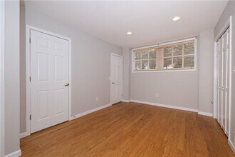 1 High Hill Farm Pl in Thornwood, NY - Building Photo - Building Photo