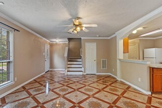 14072 Broken Arrow Dr in Willis, TX - Building Photo - Building Photo
