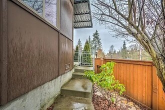 1229 159th Pl SW in Lynnwood, WA - Building Photo - Building Photo