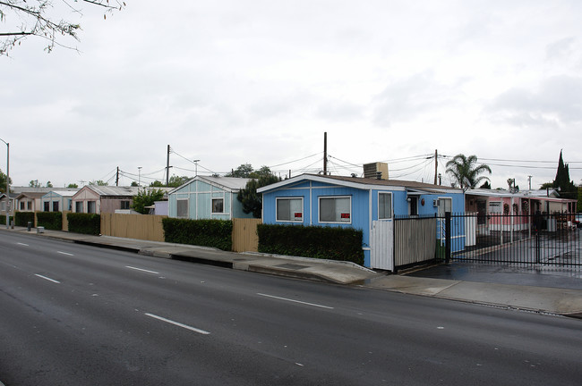 Liberty Mobile Home Park in Santa Ana, CA - Building Photo - Building Photo