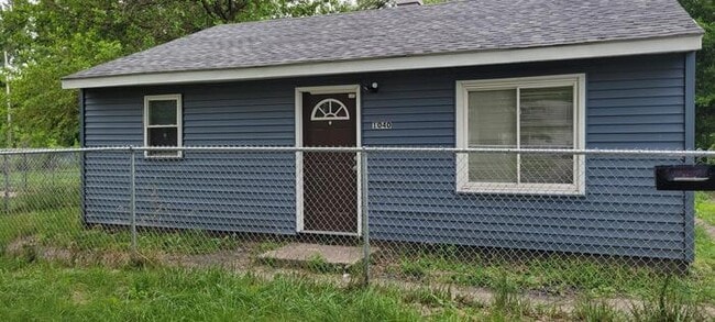 property at 1040 Matthews St