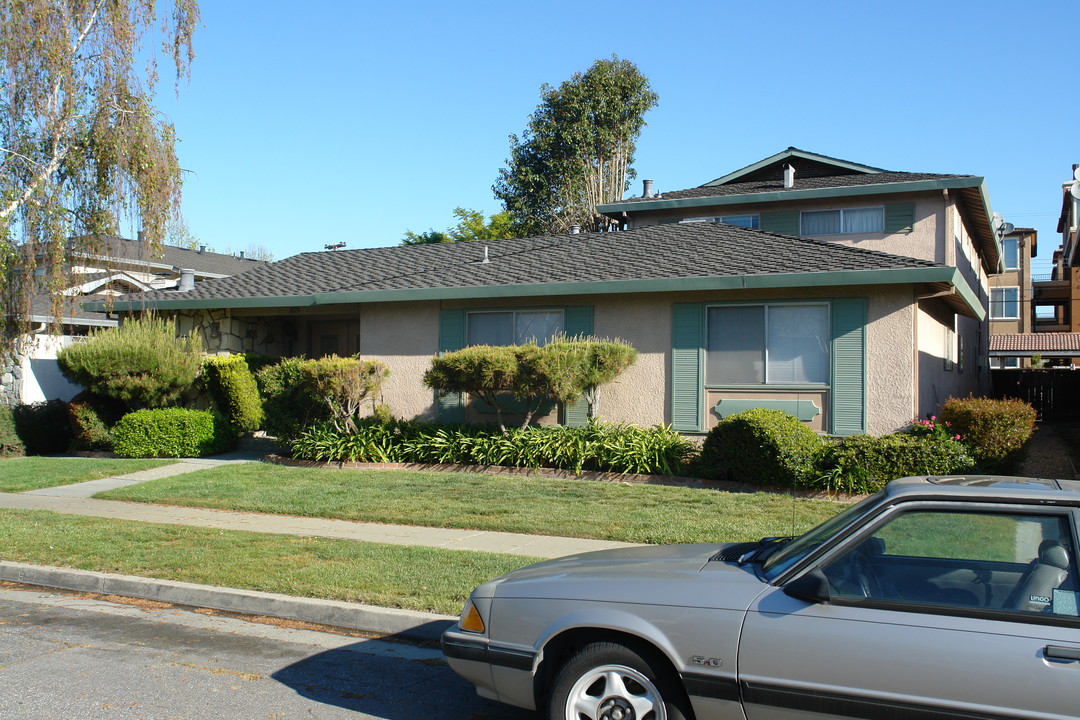 3173 Neal Ave in San Jose, CA - Foto de edificio