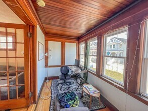 65 Woods Ave in Somerville, MA - Building Photo - Building Photo