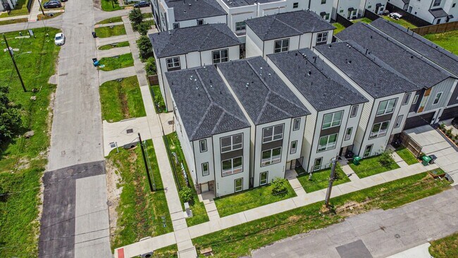 property at 2708 Nagle St