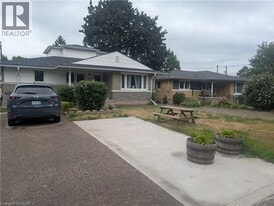 175 Oxford St in Kitchener, ON - Building Photo