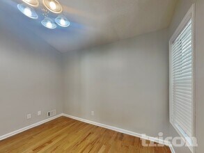 118 Valleydale Dr in Stockbridge, GA - Building Photo - Building Photo