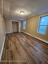202 Moosic Rd in Old Forge, PA - Building Photo - Building Photo