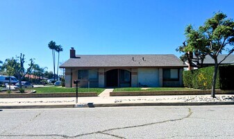 1467 Winston Ct in Upland, CA - Building Photo