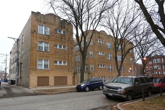 4851 N Troy St in Chicago, IL - Building Photo - Building Photo