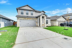 1247 Meyers Mdw in Canyon Lake, TX - Building Photo