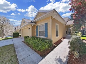 8906 Iron Oak Ave in Tampa, FL - Building Photo - Building Photo